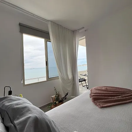 Seaview Aparment *